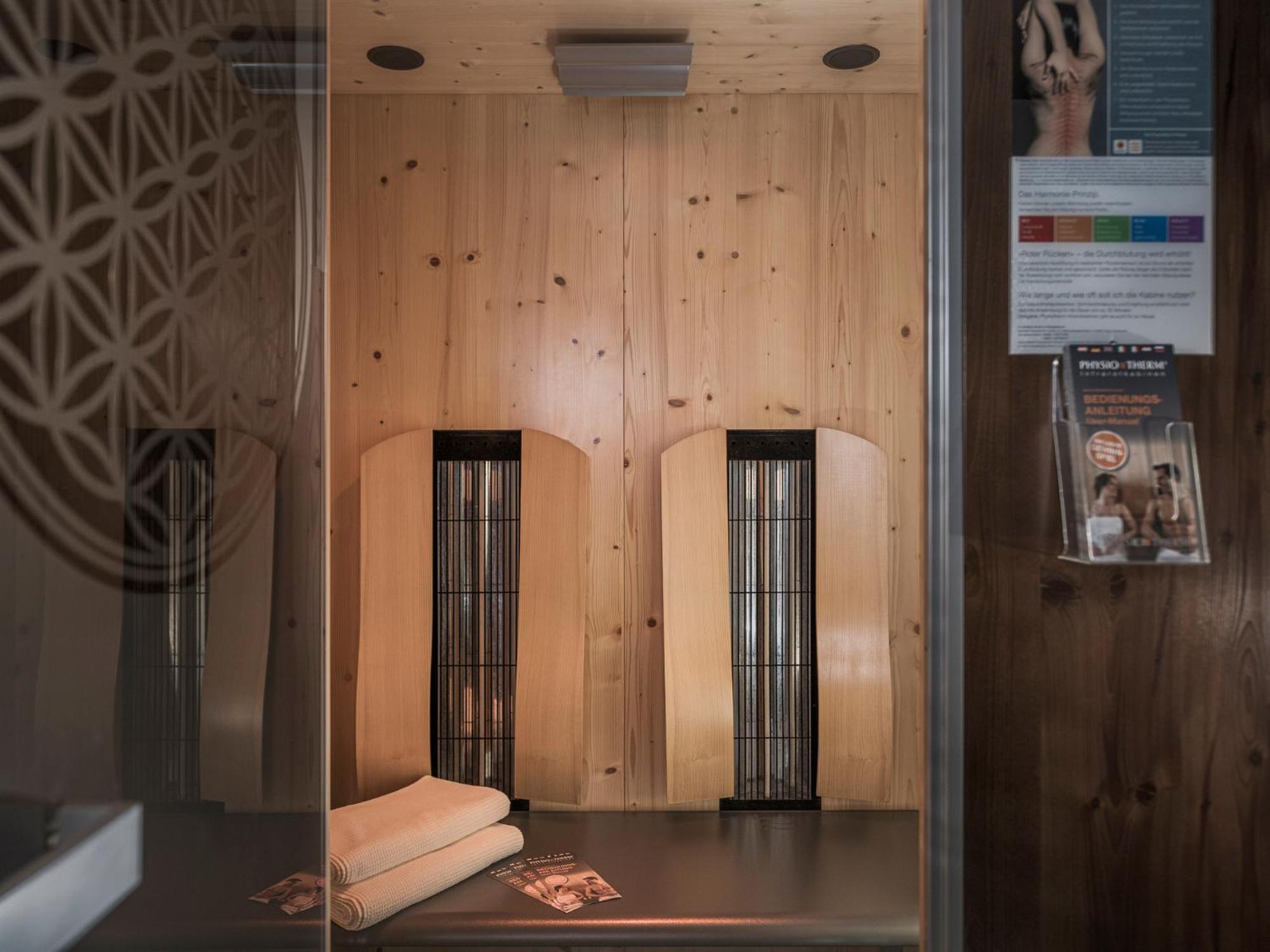 Apparthotel "Landhaus Veronika" Mayrhofen Bagian luar foto